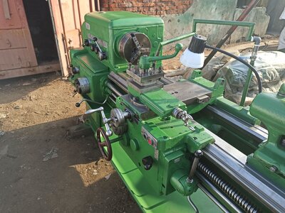 Универсальный токарно-винторезный 1К62 станок продам Владивосток