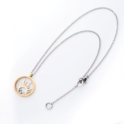 Подвеска Bvlgari в виде солнца со стразами 