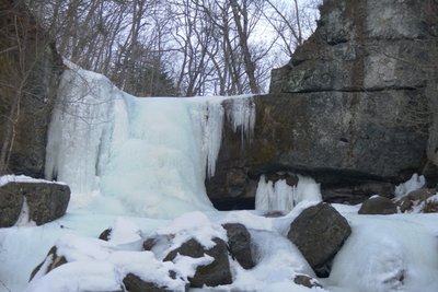 Ледяные водопады  + открытый горячий басейн