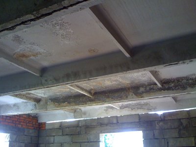 продам катедж(без обделки)