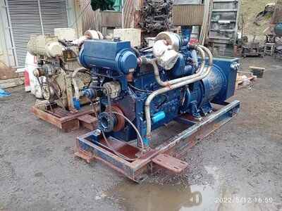 Судовой дизель-генератор б/у 220квт  Weichai WP12