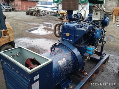 Судовой дизель-генератор б/у 220квт  Weichai WP12