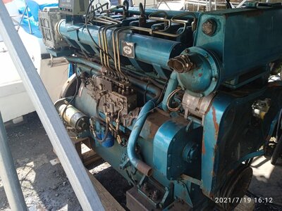 Судовой двигатель б/у ZIBO 6105ZLC