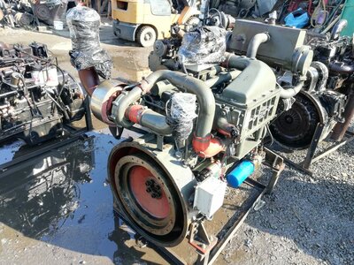 Судовой двигатель б/у Weichai-Deutz TBD226B