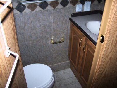 Роскошный Дом на колёсах + прицеп-гараж ! - Спешите !