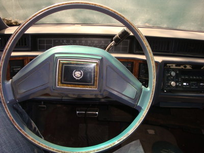 под документы или на запчасти - эксклюзив с шикарным салоном - Cadillac Flitwood