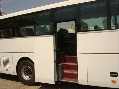 продаем новые туристические Южно корейские автобусы Hyundai Universe Luxery