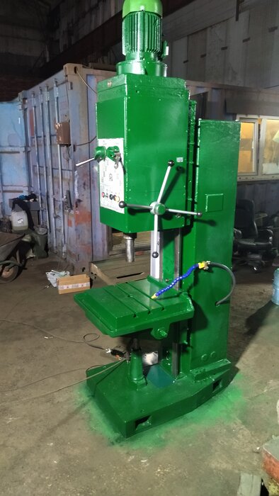 Сверлильный станок 2С132 продам