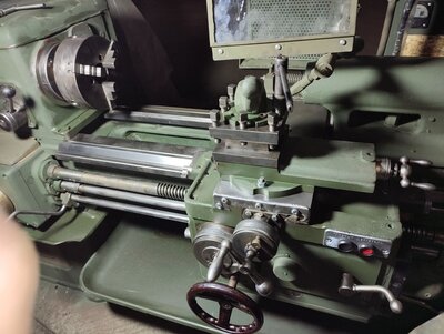 Токарный станок 1К62 продам 