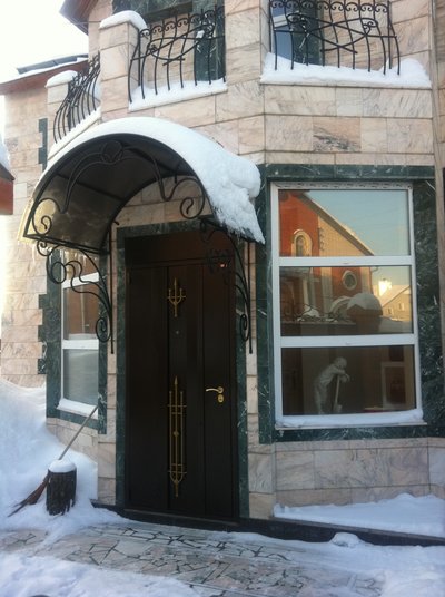 Продам коттедж в центре г.Чебоксары в 100 метрах от Лакреевского леса