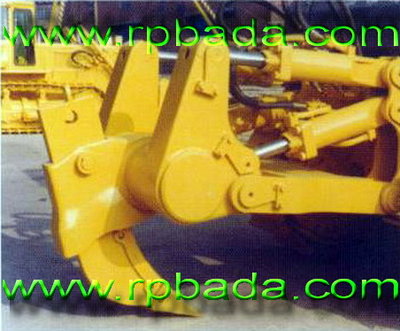 Головка блока цилиндров SD23 SD32 3418684 / 3418529