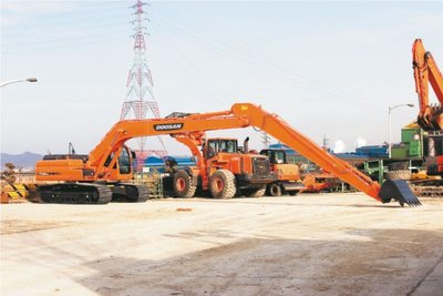 Удлинённая стрела, рукоять для экскаваторов Hitachi, Komatsu, Caterpillar, Hyundai, JCB, Volvo, Кранэкс и др.