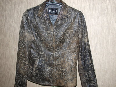 Распродажа в связи с отъедом- посуда,картины,обувь,одежда,сувениры,мебель ,горка ,проектор,цветы пр - звоните