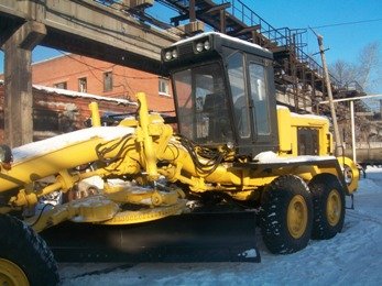 Автогрейдер ДЗ-98 после капремонта.  