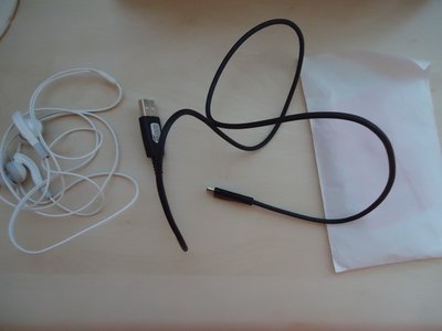 Продам Mp3 плеер Samsung YP-R0 8GB (PINK)