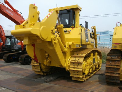 Продаем бульдозер KOMATSU D375A-5