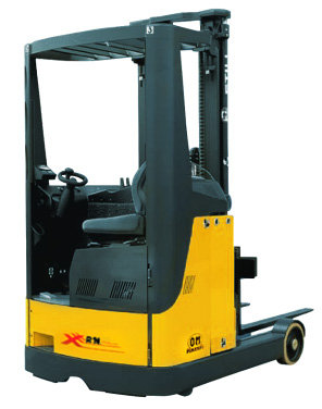 Подъемно-транспортная техника и складское оборудование от "ТД Техника для склада" 