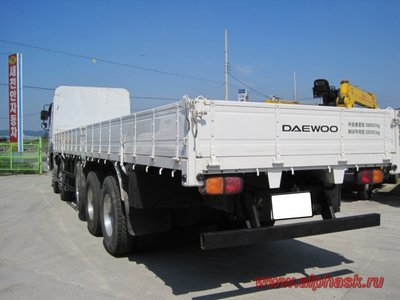 Грузовик бортовой Daewoo Ultra Novus 2009 год
