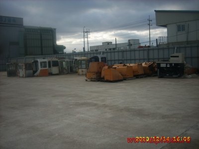 Контрактные запчасти на экскаваторы в наличии и подзаказ.