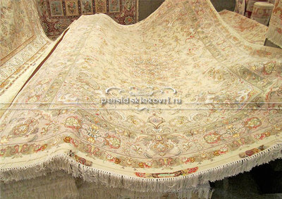 Иранские персидские ковры купить в Москве