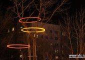 Новое светодиодное украшение «Кольца» появилось во Владивостоке