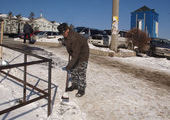 Во Владивостоке за неубранный снег наказывают рублем