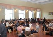 Школьники Владивостока посоревновались в знаниях на тему «Несовершеннолетний и закон»