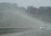 Многокилометровые "пыльные" пробки под Уссурийском портят автолюбителям выходные