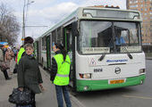 Новые автобусы спровоцировали очереди на остановках Владивостока