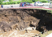Из-за циклона в Приморье клумба ушла под землю