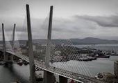 17-летняя девушка покончила с жизнью, спрыгнув с Золотого моста во Владивостоке