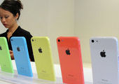 Продажи Iphone 5s и 5c в Приморье: старт в октябре, привезут из Китая