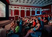 Здание кинотеатра New Wave Cinema во Владивостоке снова продают