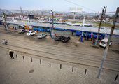 Автобусную остановку на Луговой во Владивостоке превратили в стихийную парковку