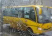 Автомобиль врезался в пассажирский автобус во Владивостоке