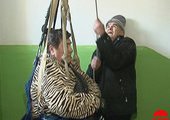 Инженер из Уссурийска построил "спецлифт" для супруги-инвалида