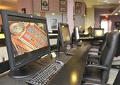 В интернет-кафе Артёма играли в азартные игры
