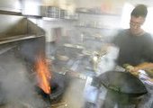 Забывчивость поваров в Приморье обернулось отравлением детей угарным дымом
