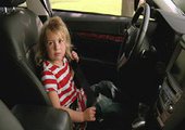 В Уссурийске пьяный отец посадил за руль минивэна 7-летнюю дочь