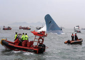 У берегов Южной Кореи затонул паром с сотнями детей на борту