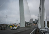 За скоростным режимом на Золотом мосту во Владивостоке теперь следят радары