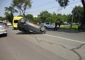 В Уссурийске перевернулся автомобиль