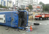 Во Владивостоке перевернулся пассажирский автобус
