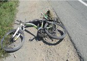 В Приморье велосипедиста насмерть сбили на обочине дороги