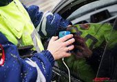 Сотню машин в день "раздевают" полицейские в Приморье