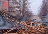 В Приморье больница осталась без крыши из-за сильного ветра
