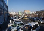 Во Владивостоке автомобилисты устроили стрельбу и ДТП