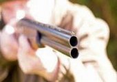 В Приморье мужчина расстрелял из охотничьего ружья автомобиль с водителем внутри