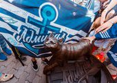 Во Владивостоке кошку Матроску увековечили в бронзе