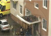 Во Владивостоке, упав с 9-го этажа на козырёк подъезда, разбился парень